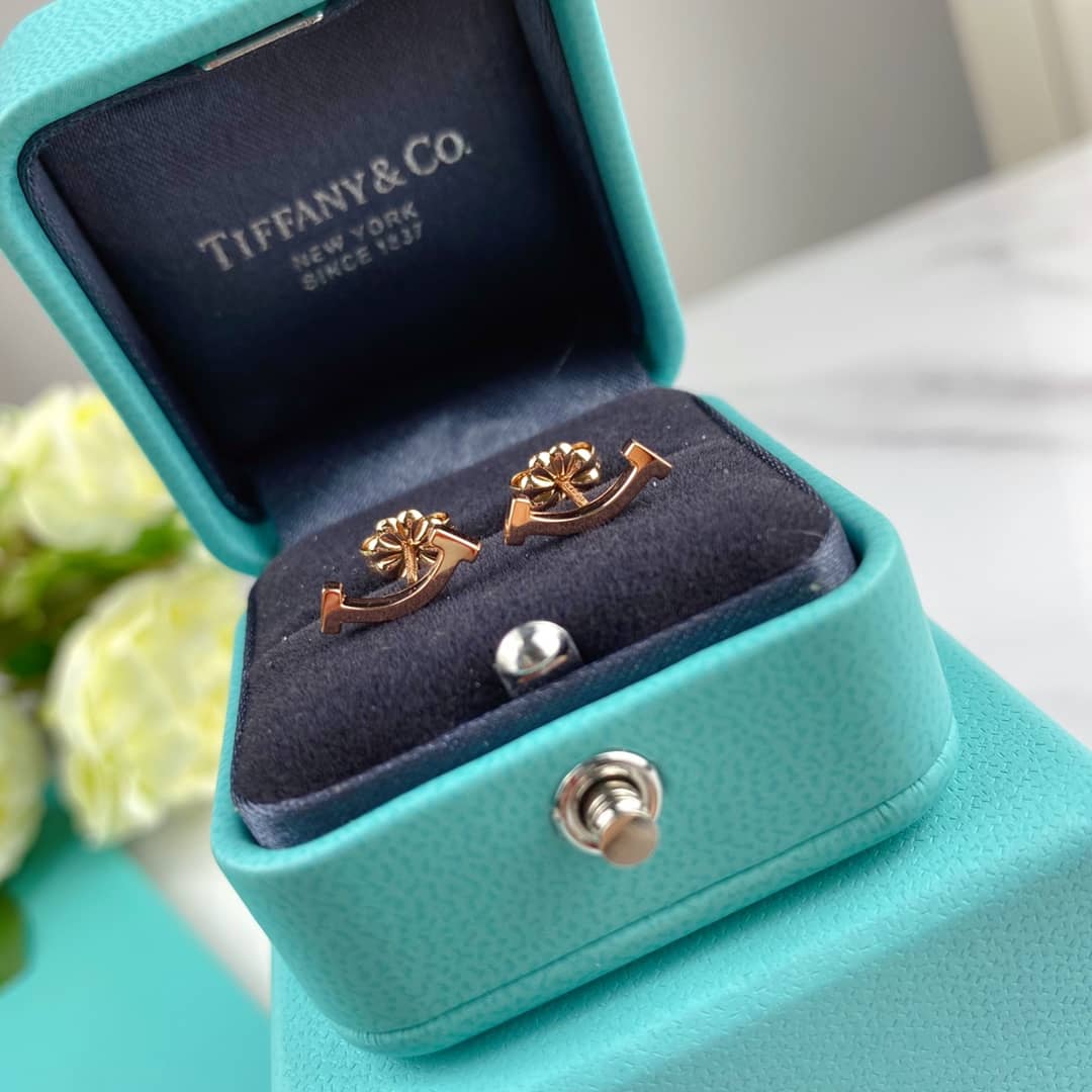 High Quality T*f*ny Earring