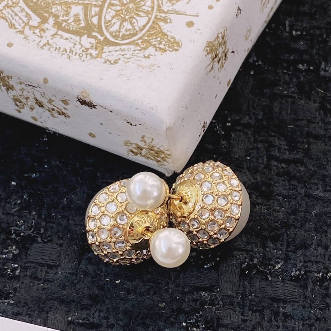 High Quality Chr1st1an D10r Earring