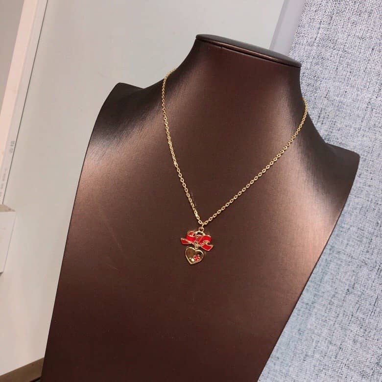 High Quality L0vis Vvtt0n Necklace