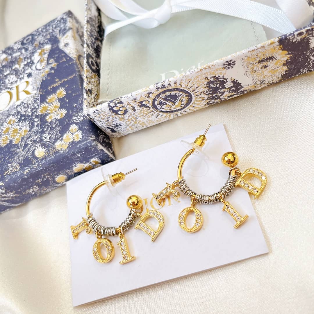 Wholesale Chr1st1an D10r AAA+ Earring