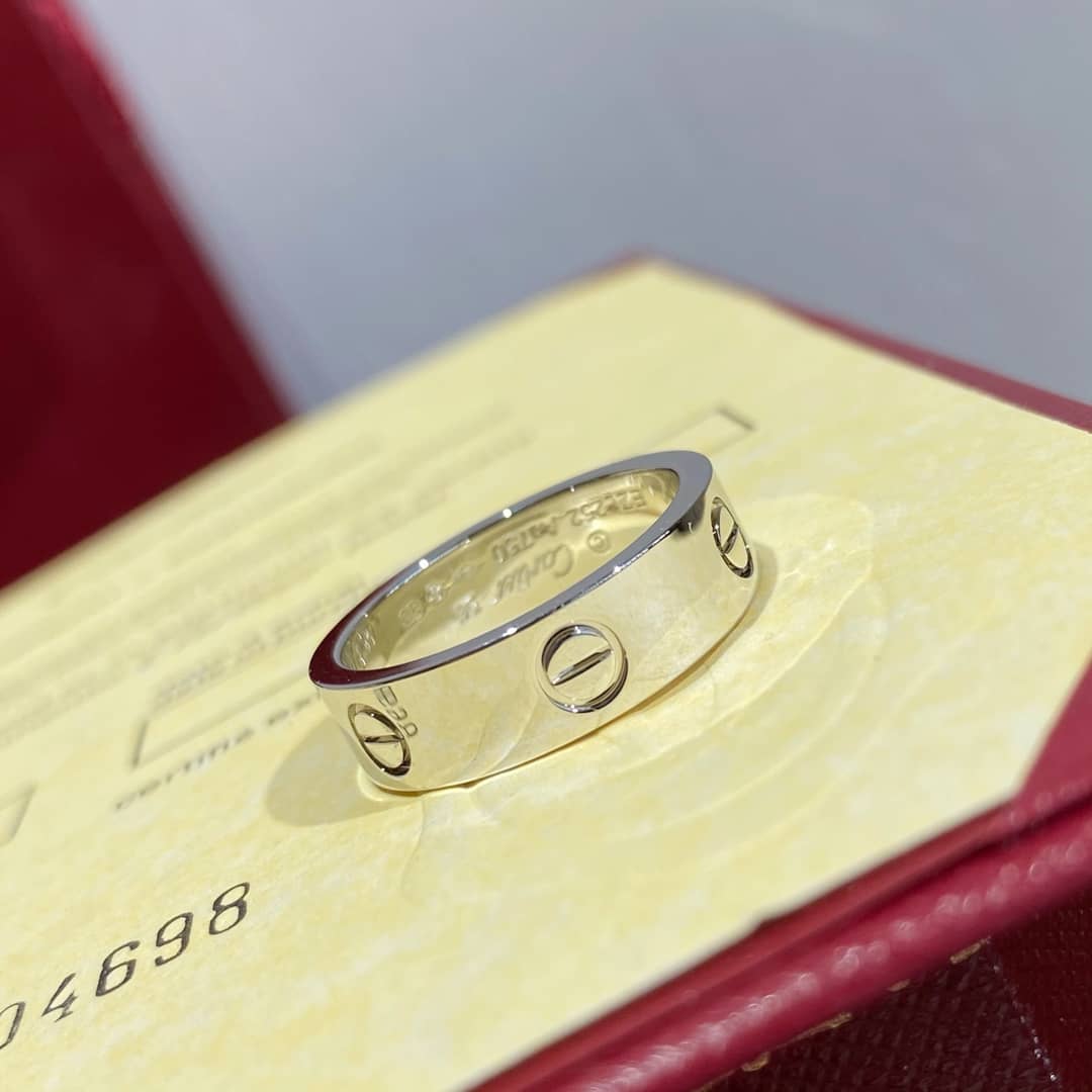 Knockoff Ca*t1er Dupe Ring