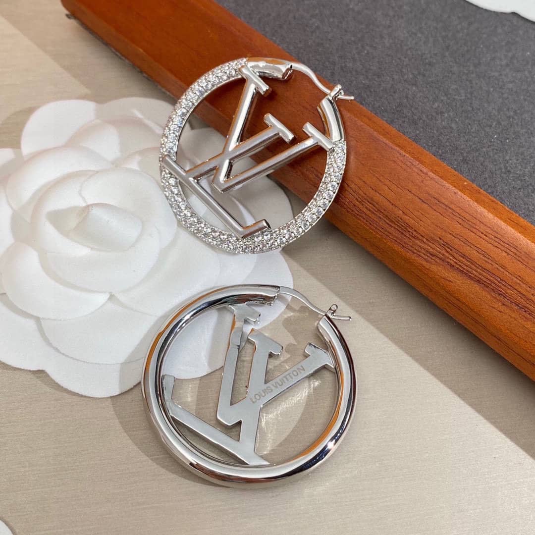 Knockoff L0vis Vvtt0n Logo Earring