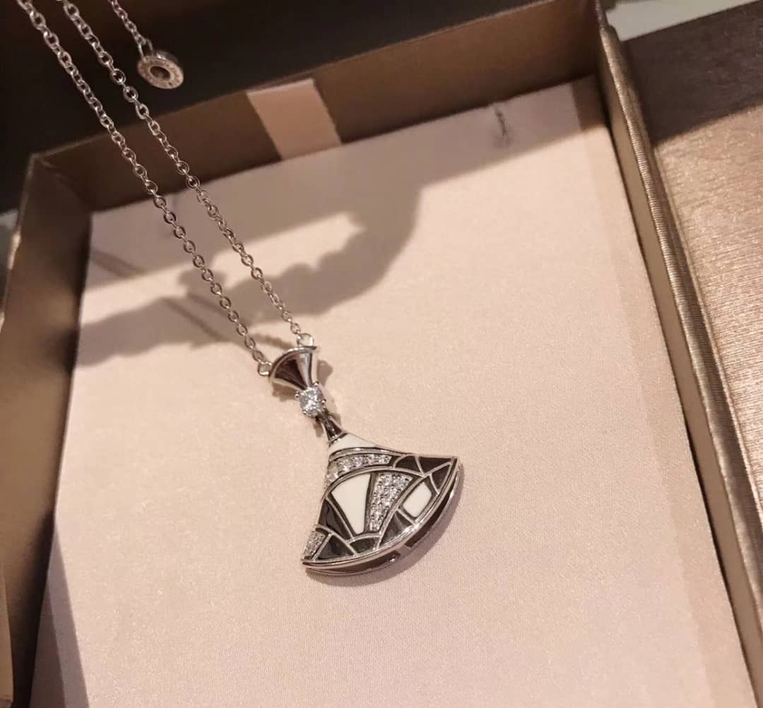 High Quality Bv1g*ai Necklace