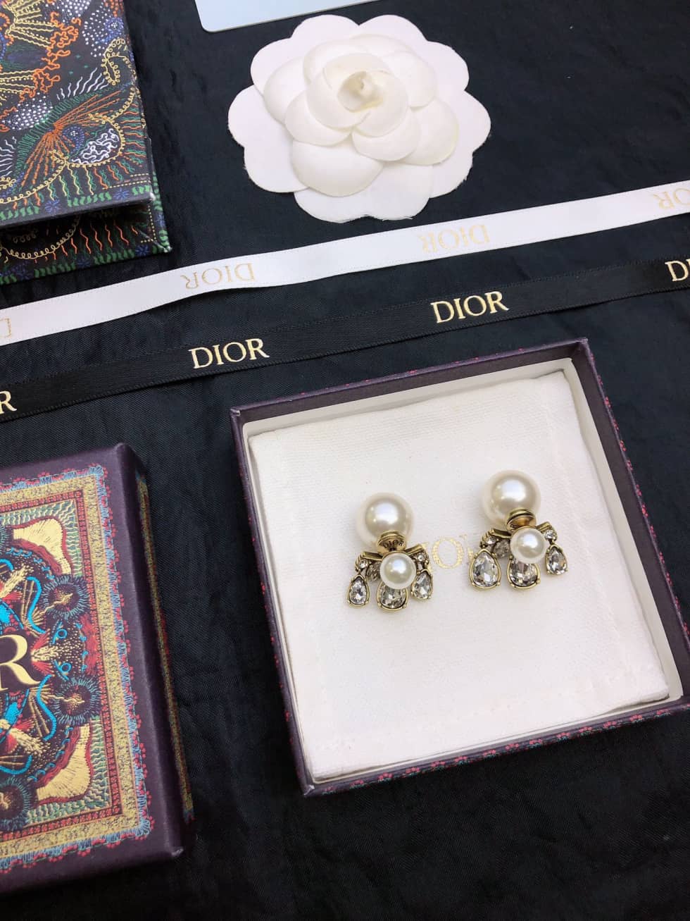 Knockoff Chr1st1an D10r Logo Earring