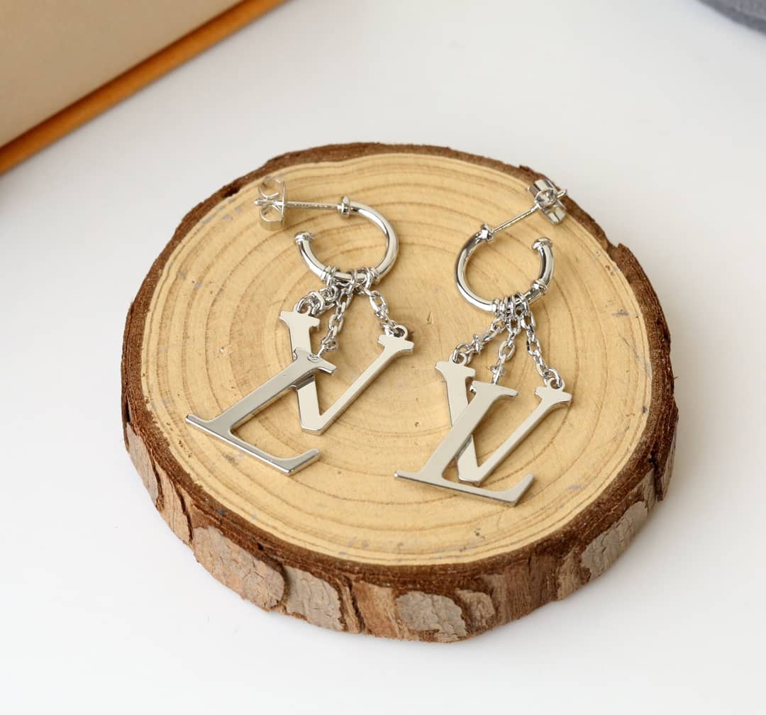 Best L0vis Vvtt0n Classic Earring