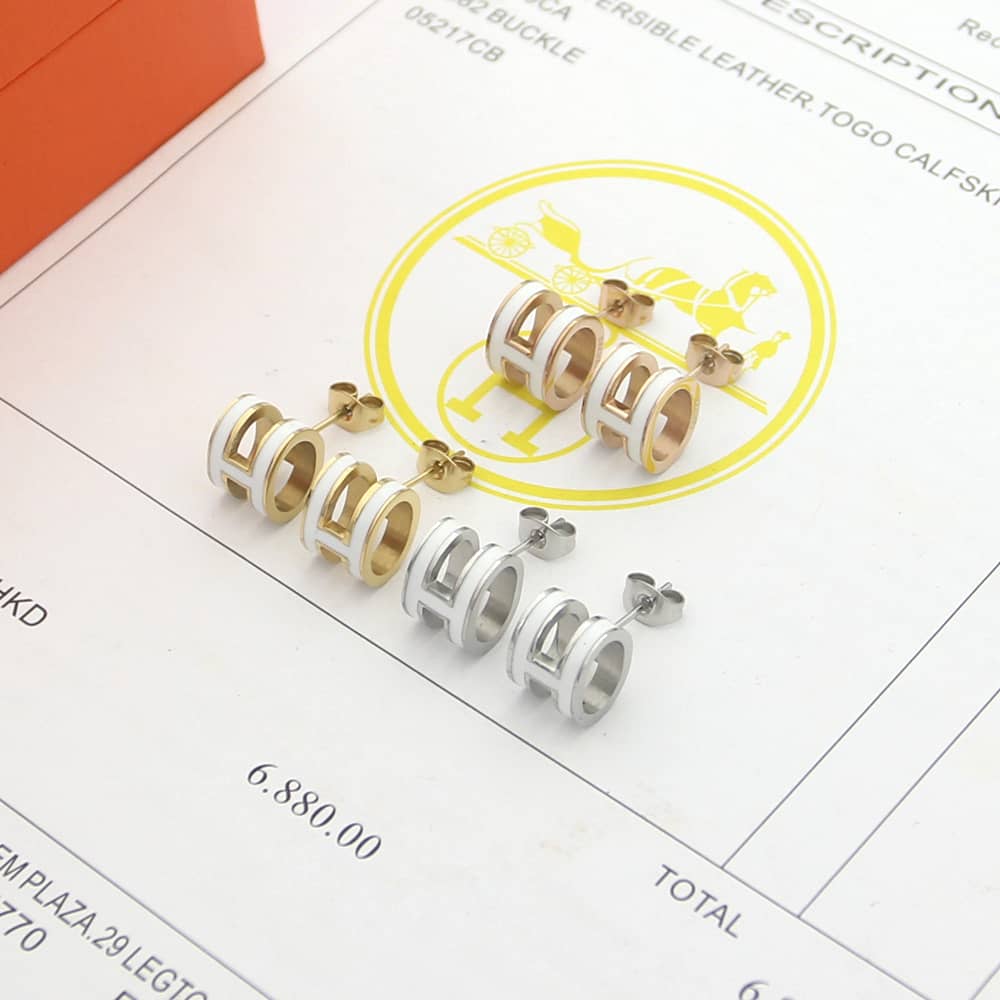 Knockoff H**me5 Logo Earring