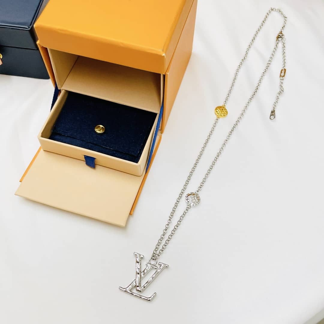 Designer L0vis Vvtt0n Classic Necklace
