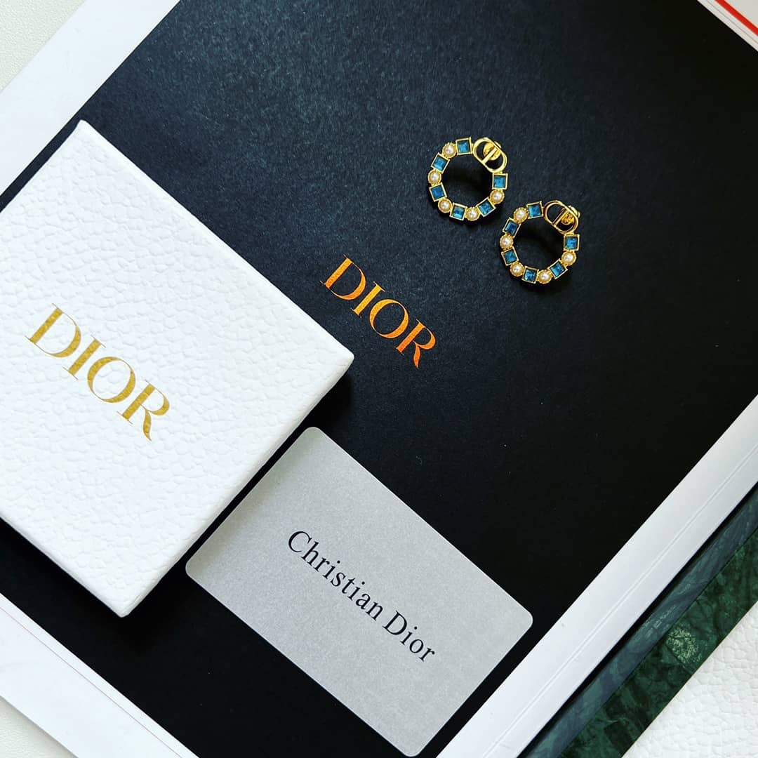 Top Quality Chr1st1an D10r Earring