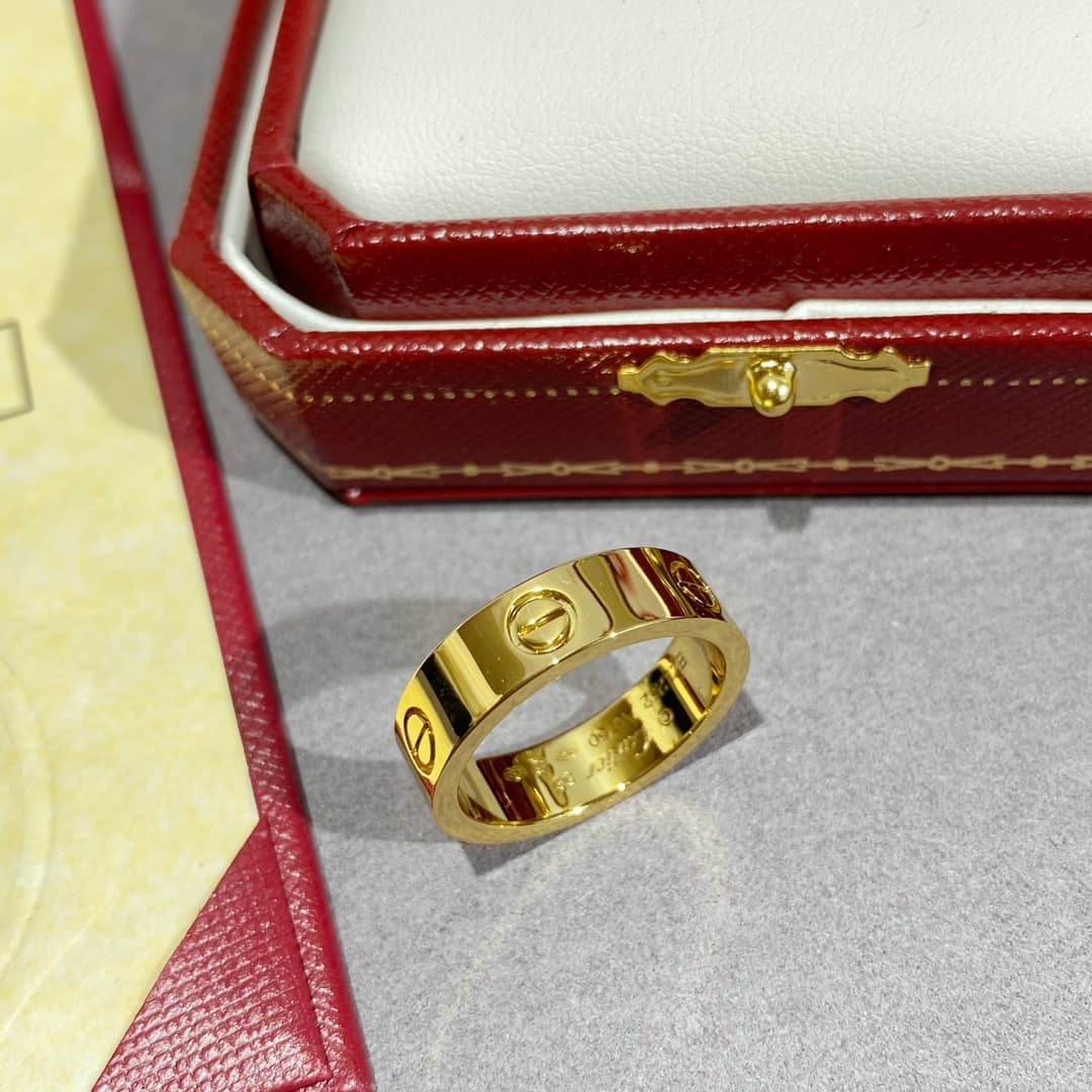 Knockoff Ca*t1er Dupe Ring