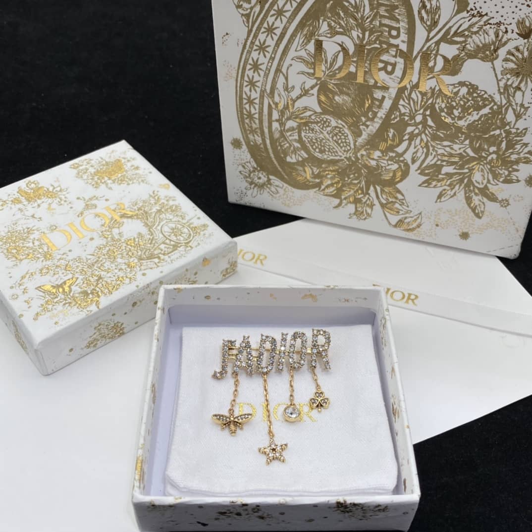 Chr1st1an D10r Brooch Copy