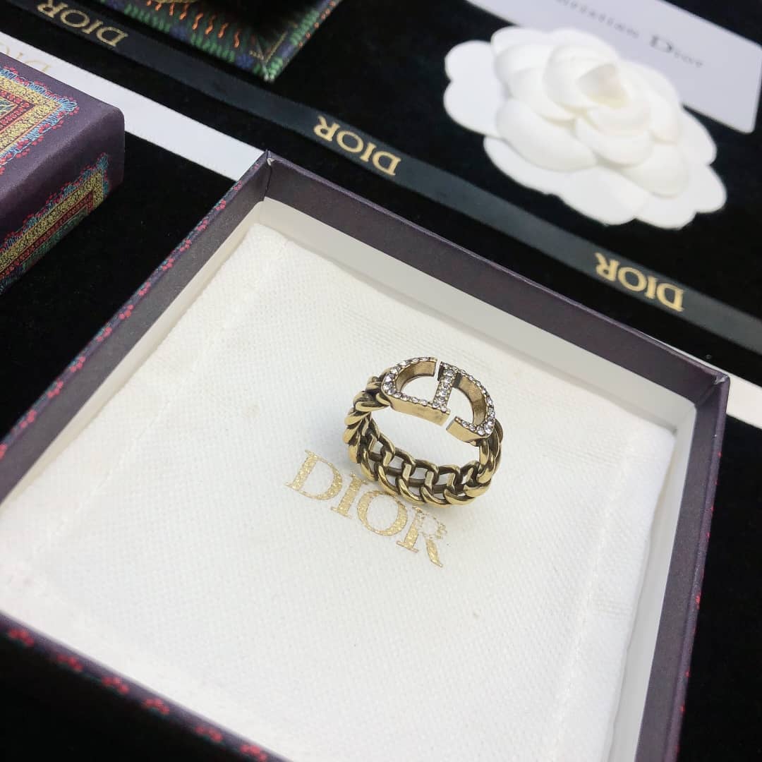 Luxury Chr1st1an D10r Classic AAA+ Ring