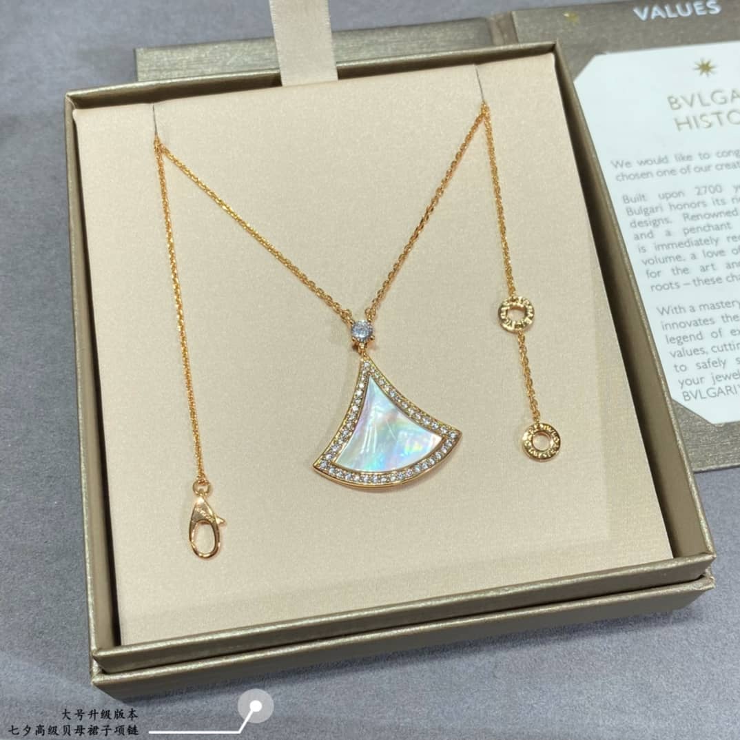 Designer Bv1g*ai Classic Necklace