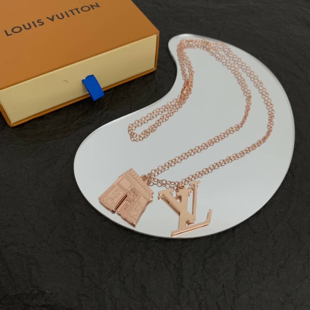 Wholesale L0vis Vvtt0n Logo Necklace