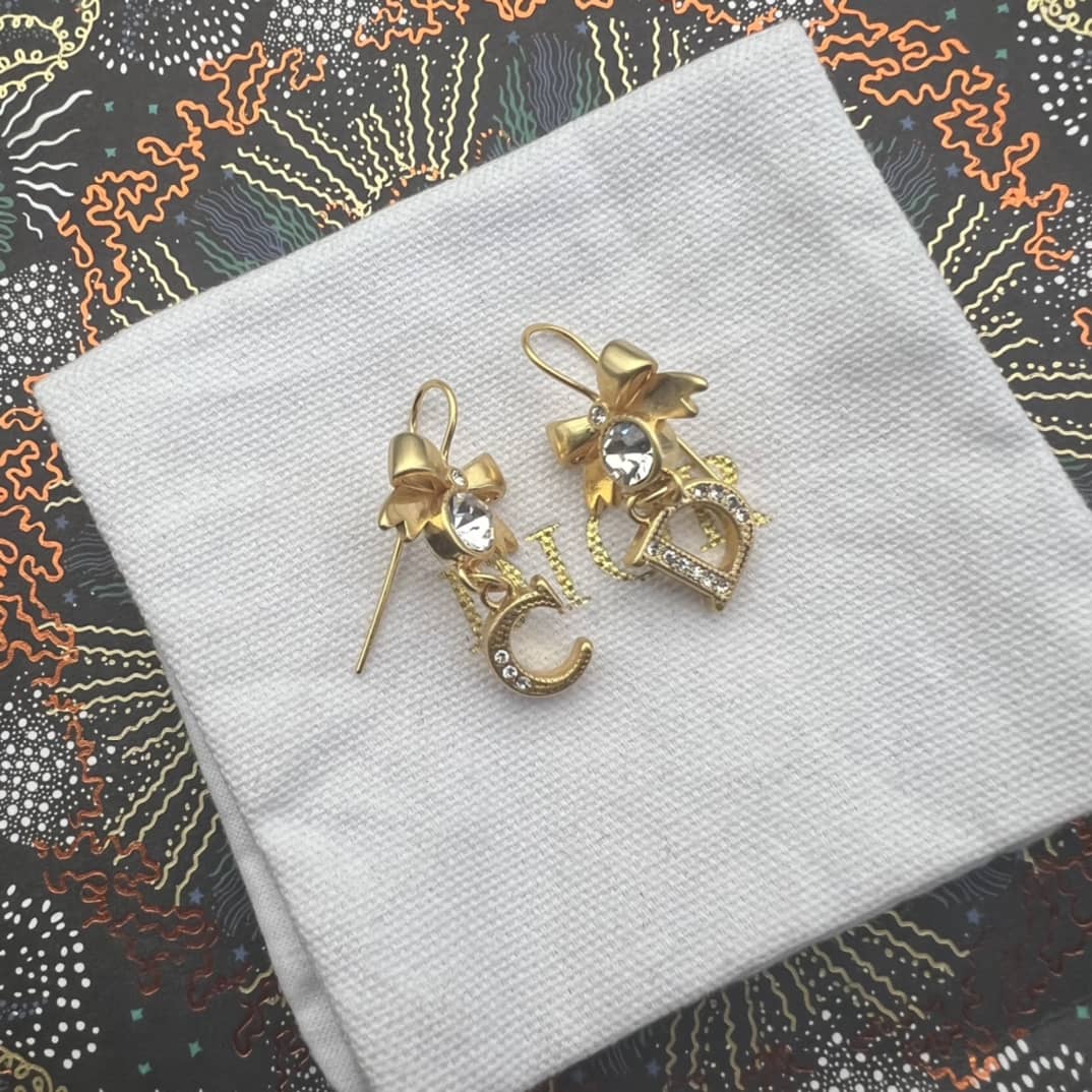 Knockoff Chr1st1an D10r Logo Earring