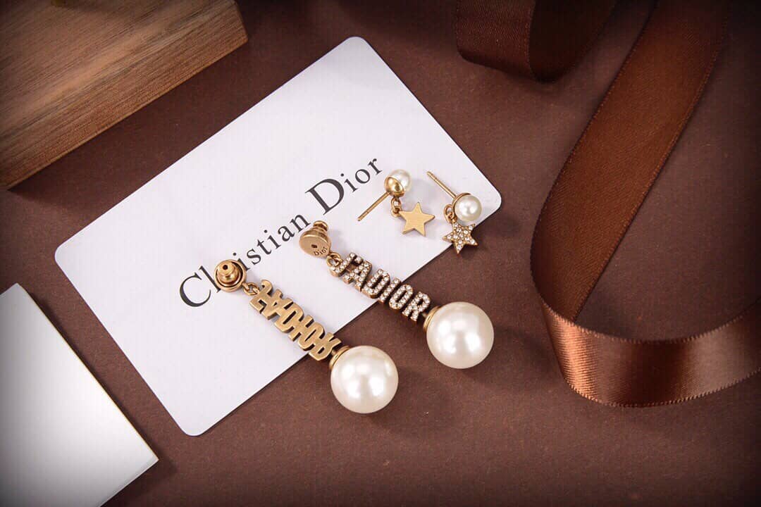 Luxury Chr1st1an D10r Classic AAA+ Earring