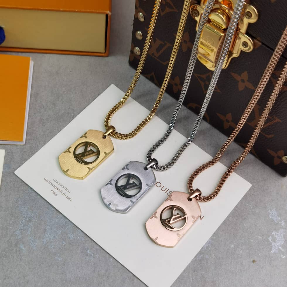 Wholesale L0vis Vvtt0n AAA+ Necklace