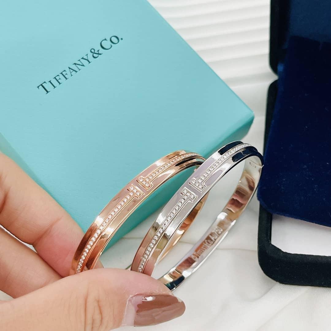 Knockoff T*f*ny Logo Bracelet