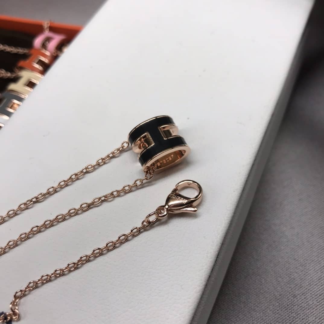 Knockoff H**me5 Logo Necklace