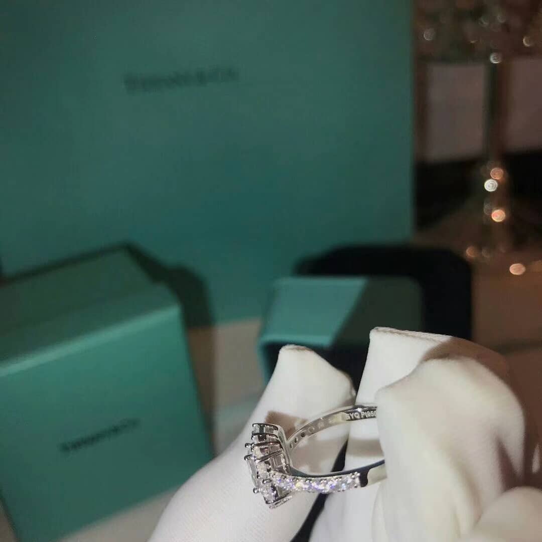 Fake T*f*ny Logo Ring