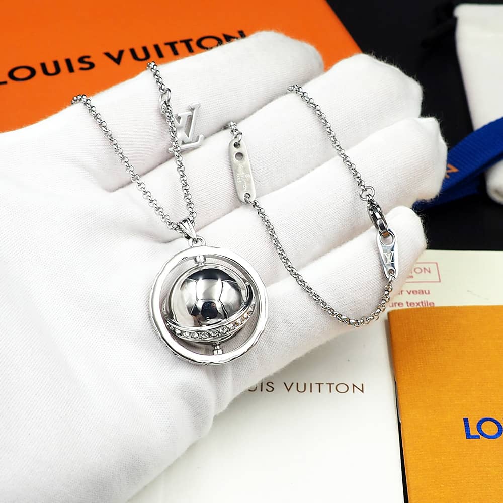 7 Star L0vis Vvtt0n Necklace