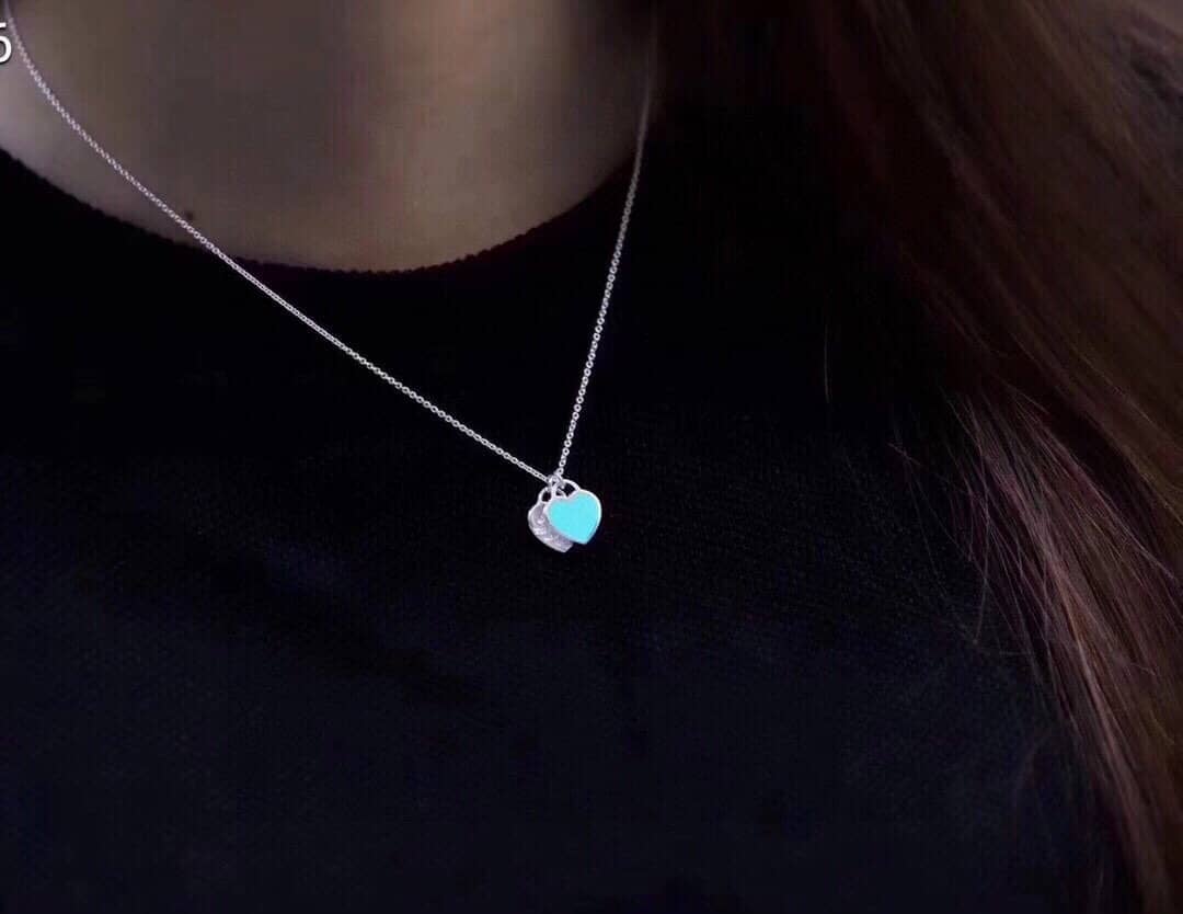 T*f*ny Necklace For Sale