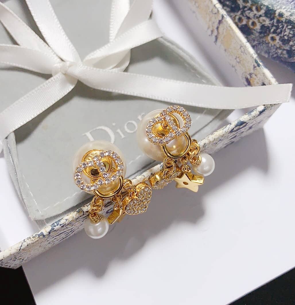 Knockoff Chr1st1an D10r Logo Earring