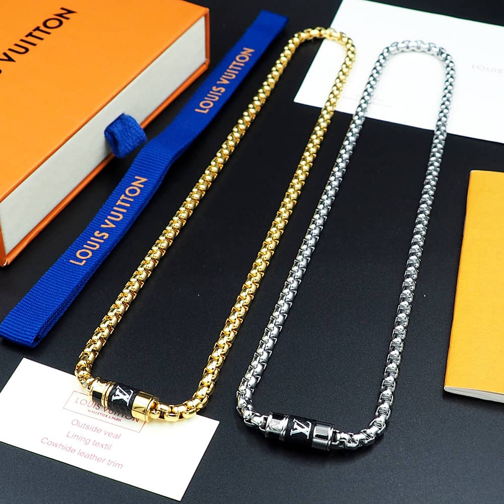 L0vis Vvtt0n Necklace Copy