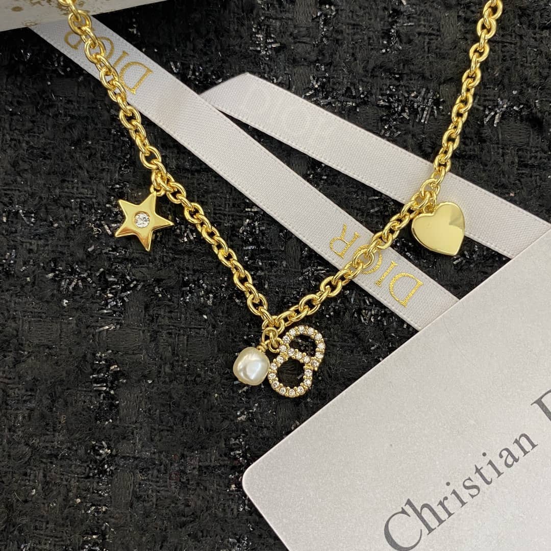 Best Chr1st1an D10r Classic Necklace