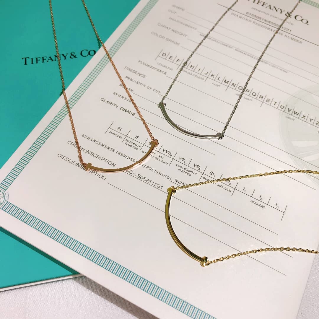 Knockoff T*f*ny Logo Necklace