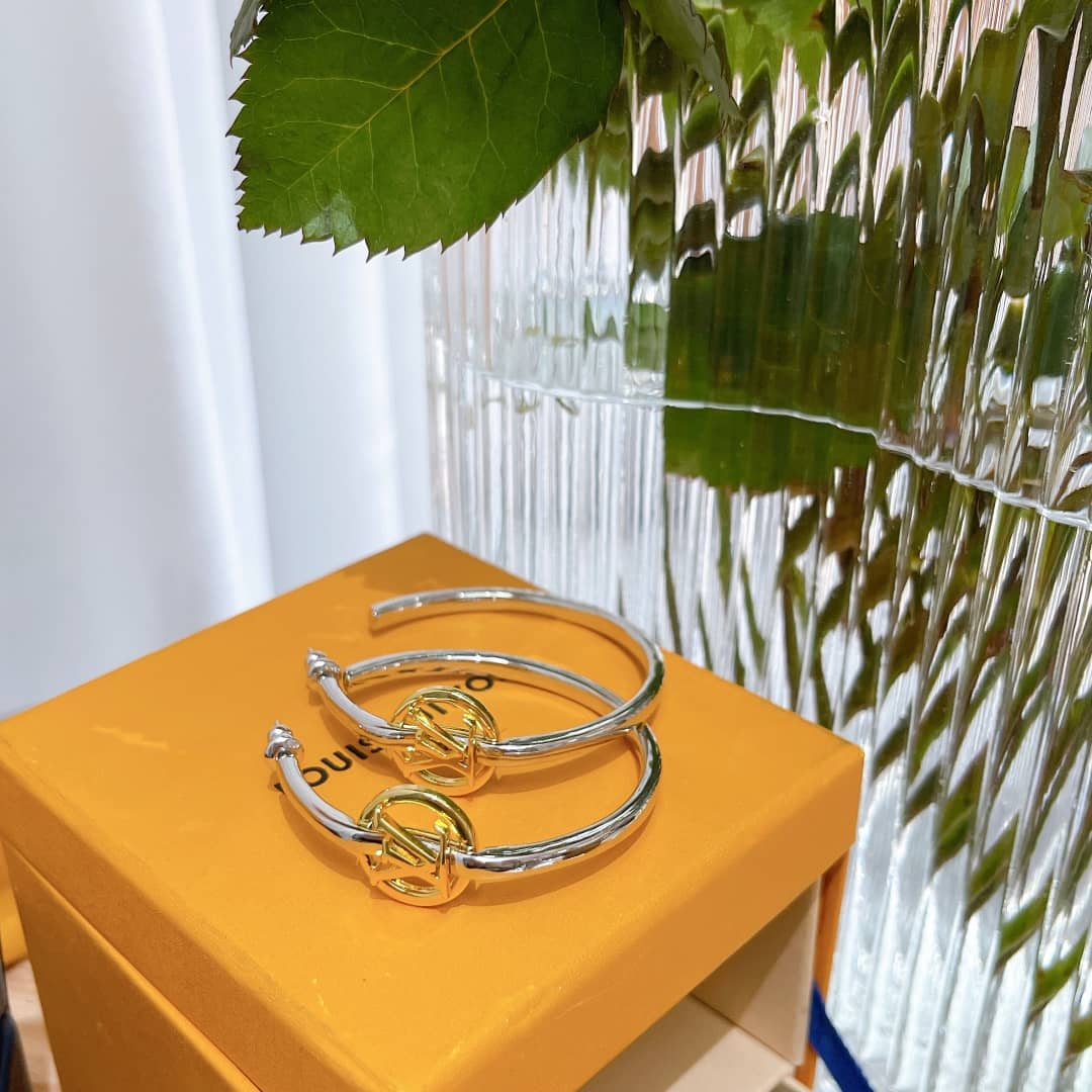 Replica L0vis Vvtt0n Earring