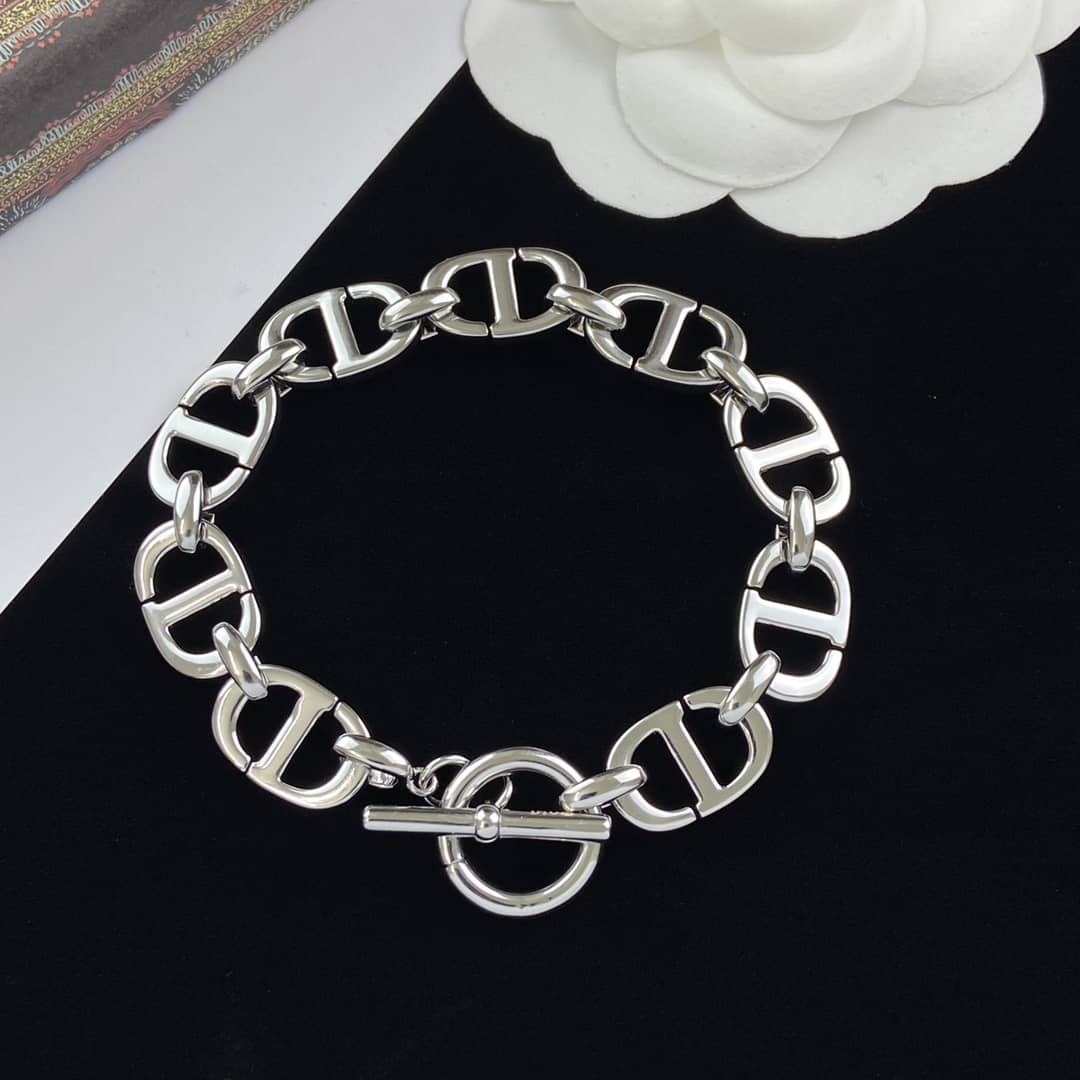 Replica Chr1st1an D10r Bracelet