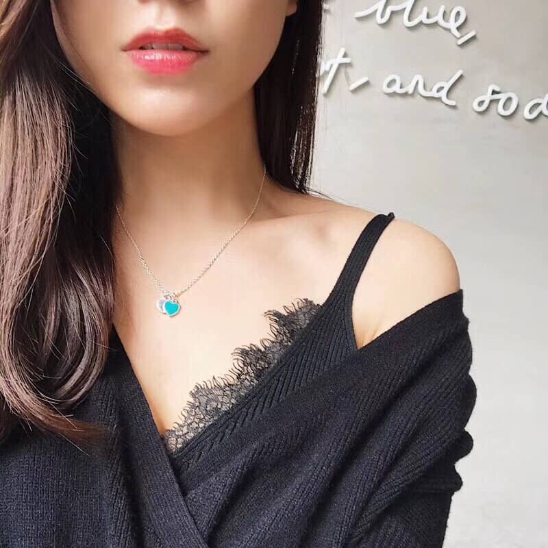 T*f*ny Necklace For Sale