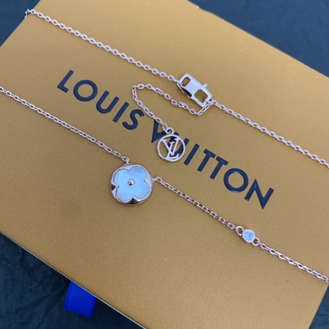 Knockoff L0vis Vvtt0n Logo Necklace
