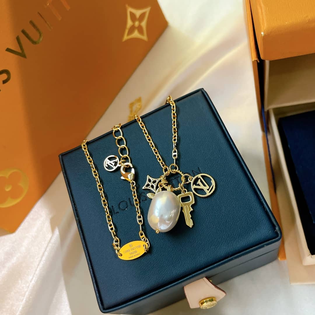 Replica L0vis Vvtt0n Necklace
