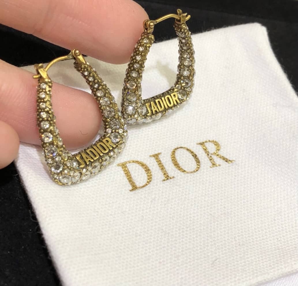 Best Chr1st1an D10r Classic Earring