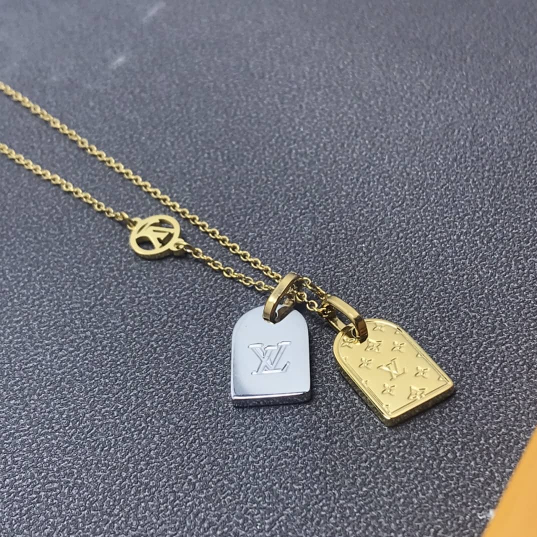 Wholesale L0vis Vvtt0n Logo Necklace