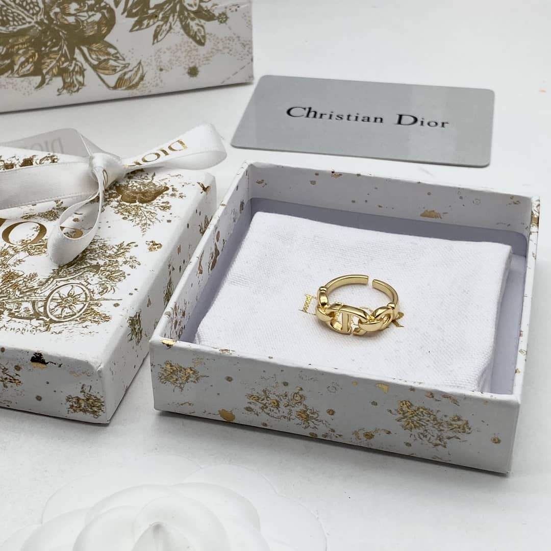 High Quality Chr1st1an D10r Ring