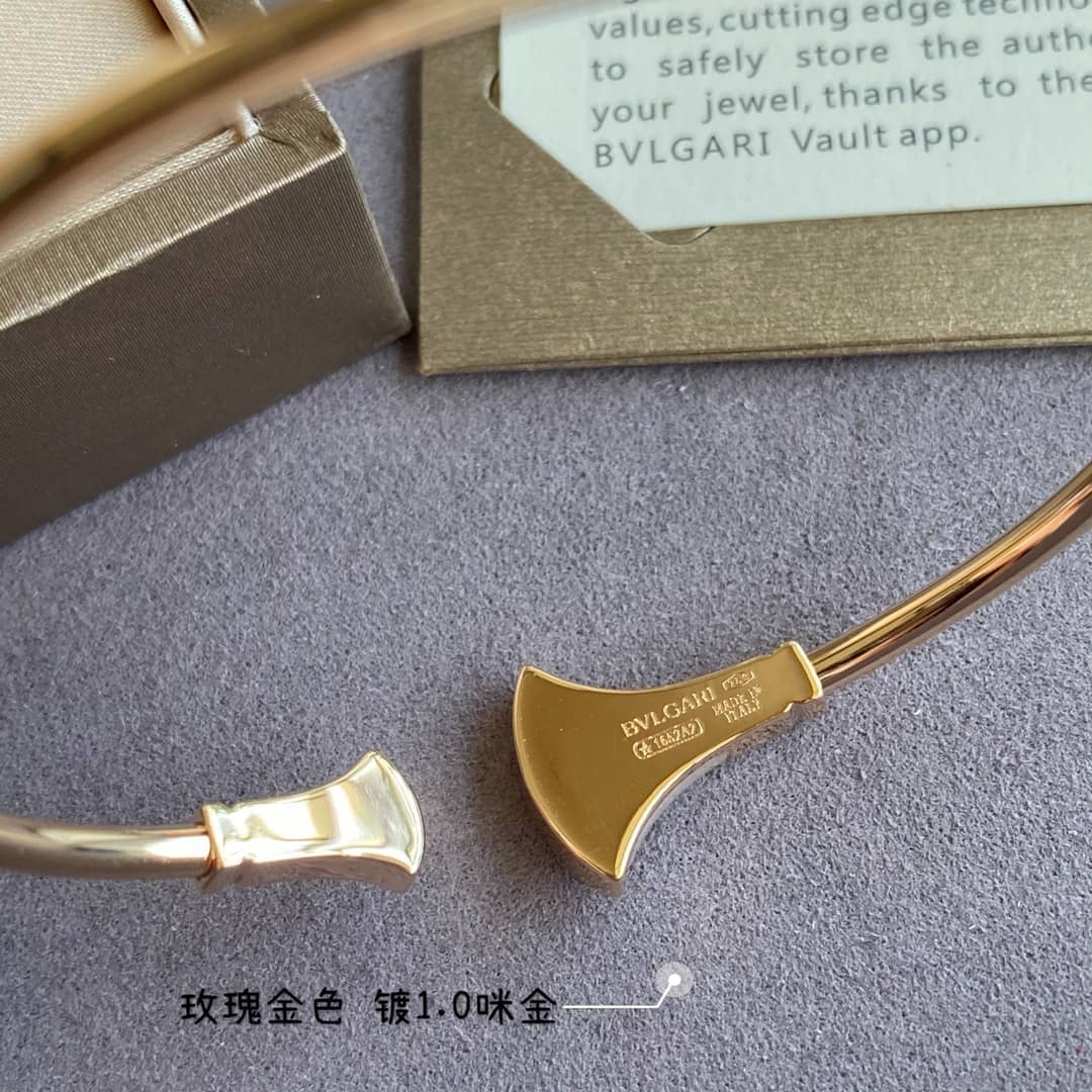 Knockoff Bv1g*ai Logo Bracelet