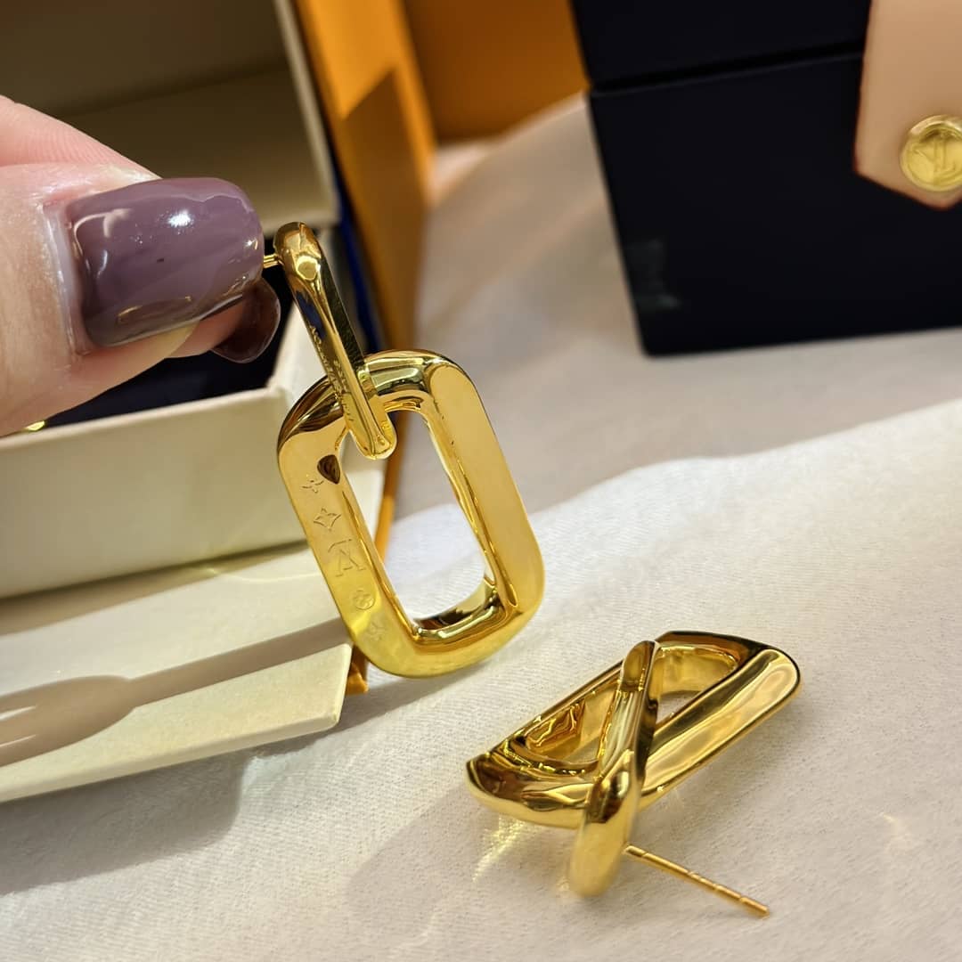 Best L0vis Vvtt0n Classic Earring