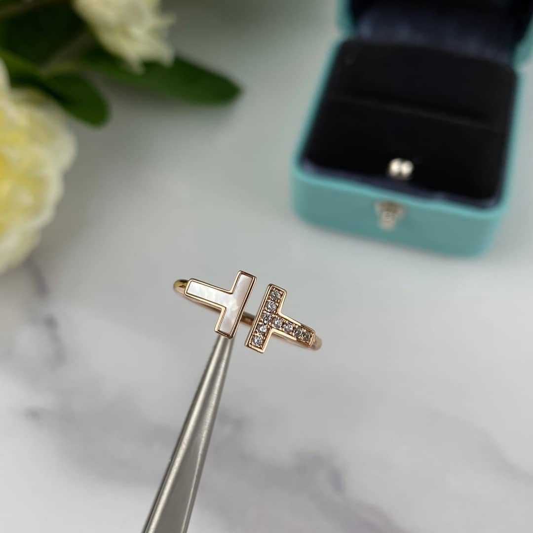 Fake T*f*ny Logo Ring