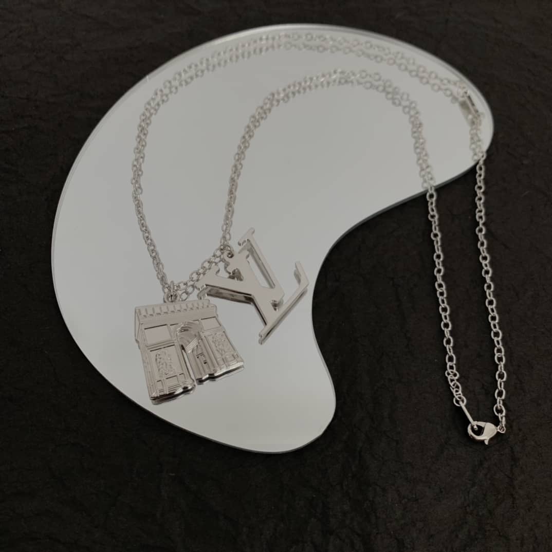 Best L0vis Vvtt0n Classic Necklace