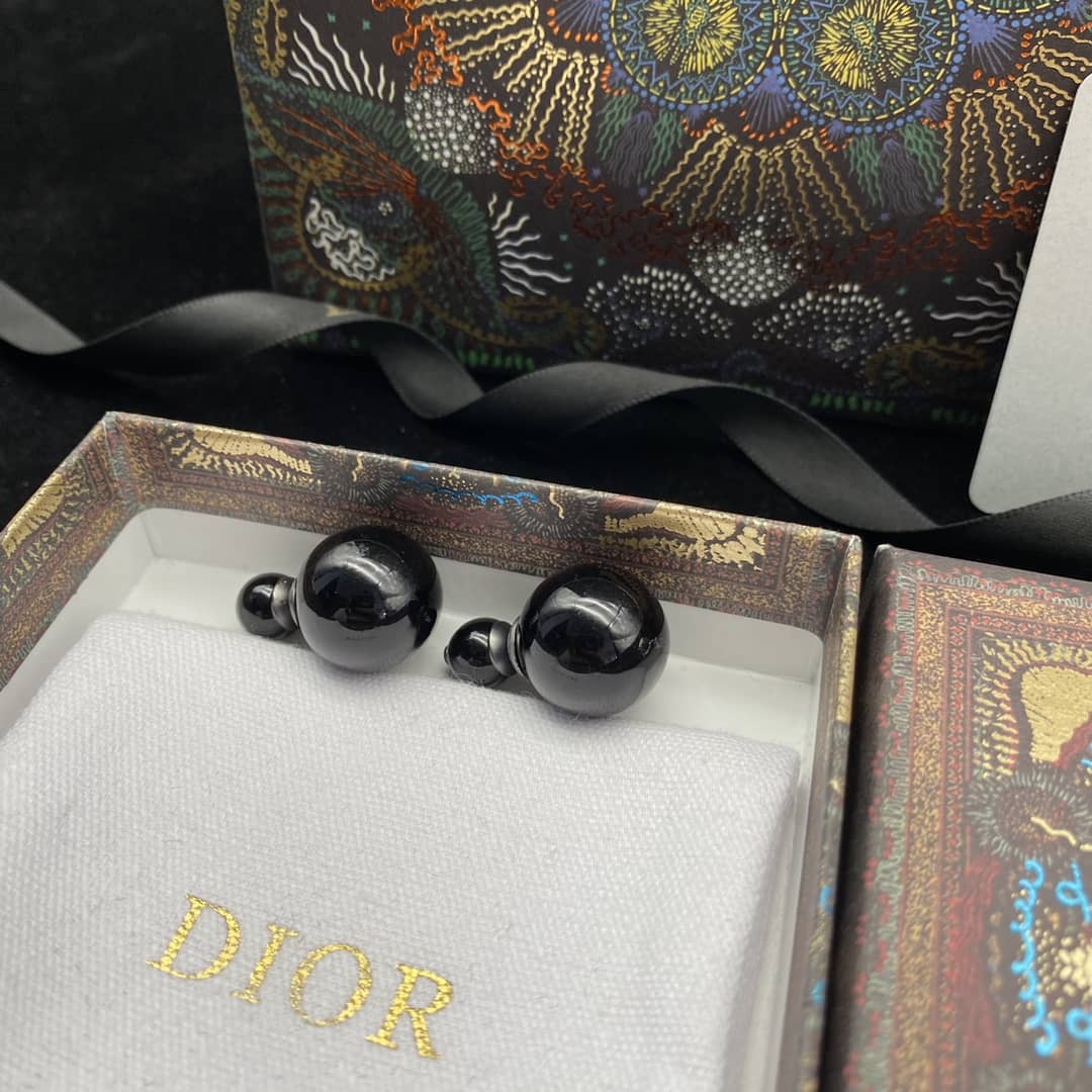 Designer Chr1st1an D10r Classic Earring