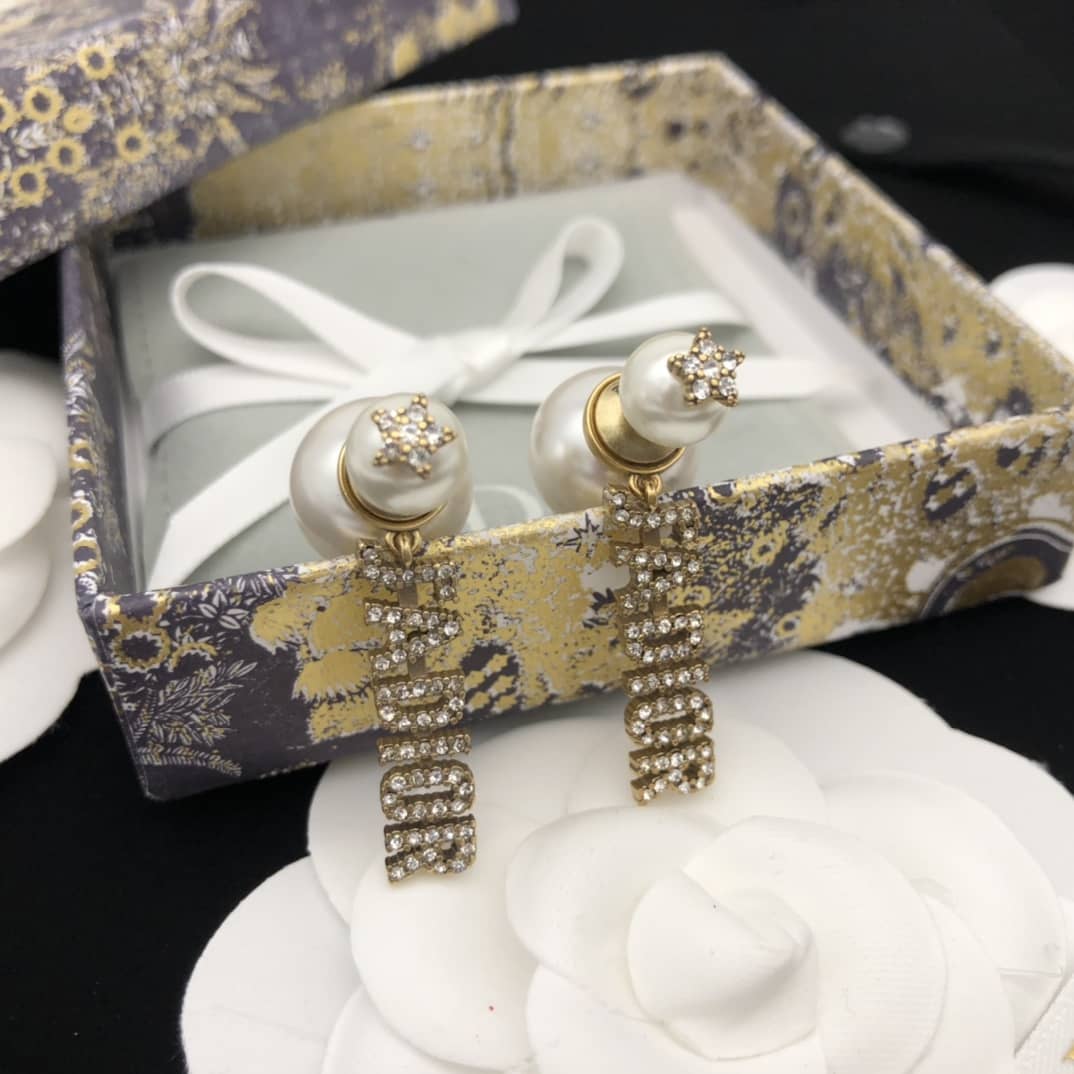 Knockoff Chr1st1an D10r Logo Earring