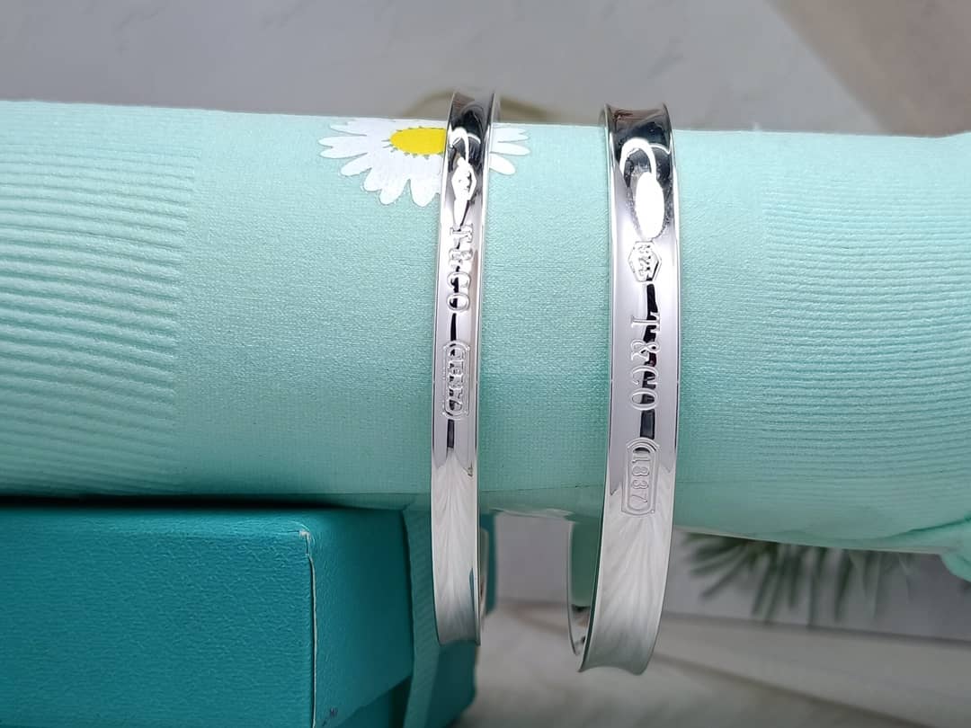 Luxury T*f*ny Classic AAA+ Bracelet