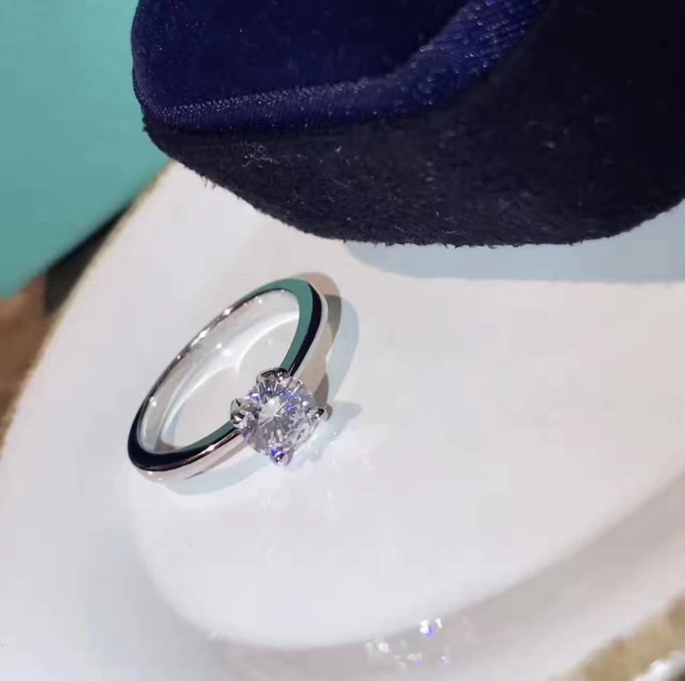 Knockoff T*f*ny Logo Ring