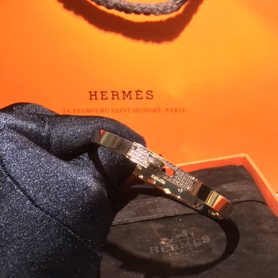 H**me5 Bracelet For Sale
