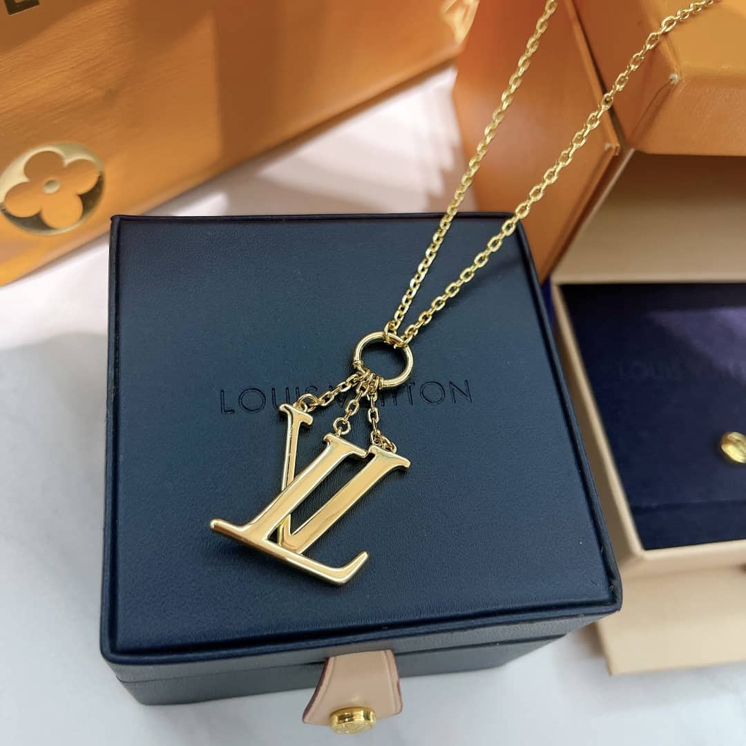 Knockoff L0vis Vvtt0n Logo Necklace