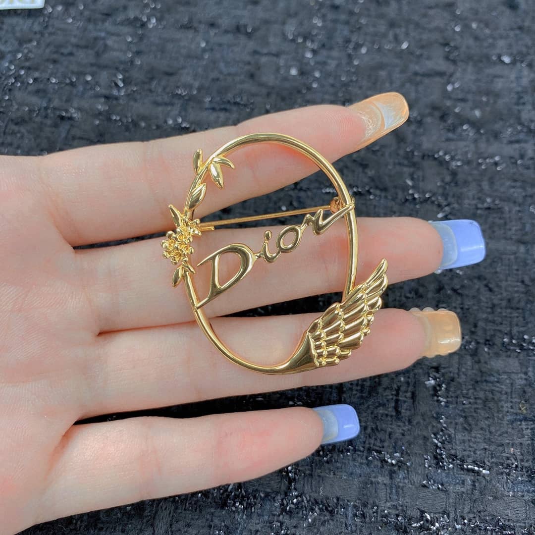 Chr1st1an D10r Brooch Copy