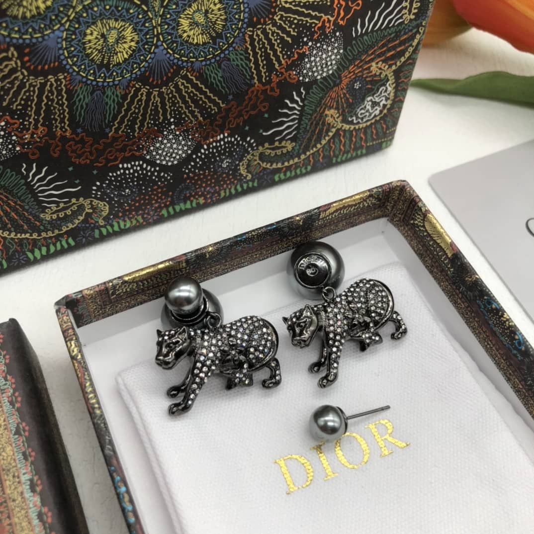 Cheap Chr1st1an D10r Earring