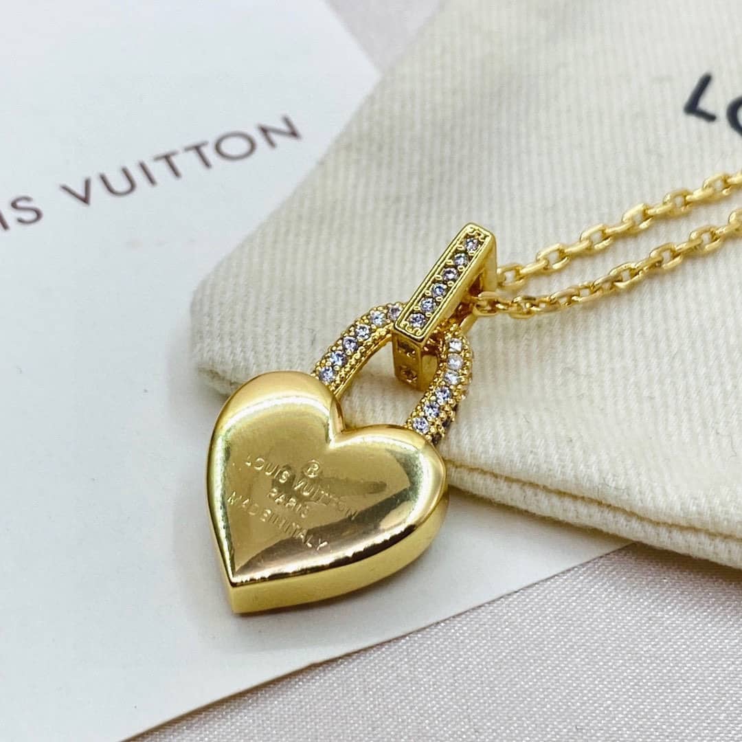L0vis Vvtt0n Necklace First Copy